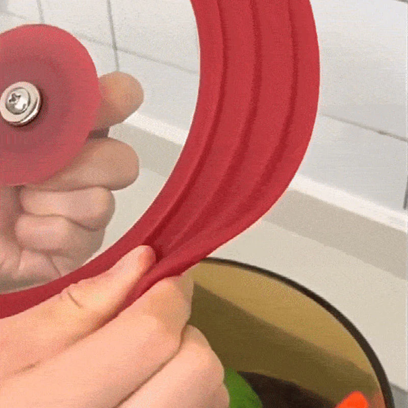 Universal Lid for Pots with Heat Resistant Silicone Rim - Image 6