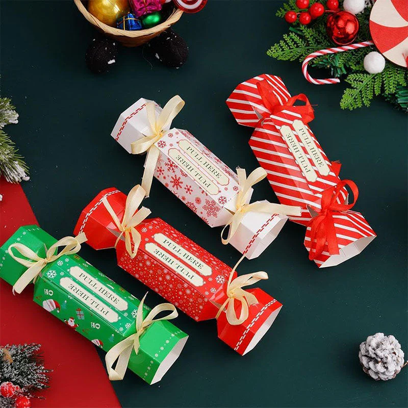 Christmas Surprise Money Pull Pouch - Image 6