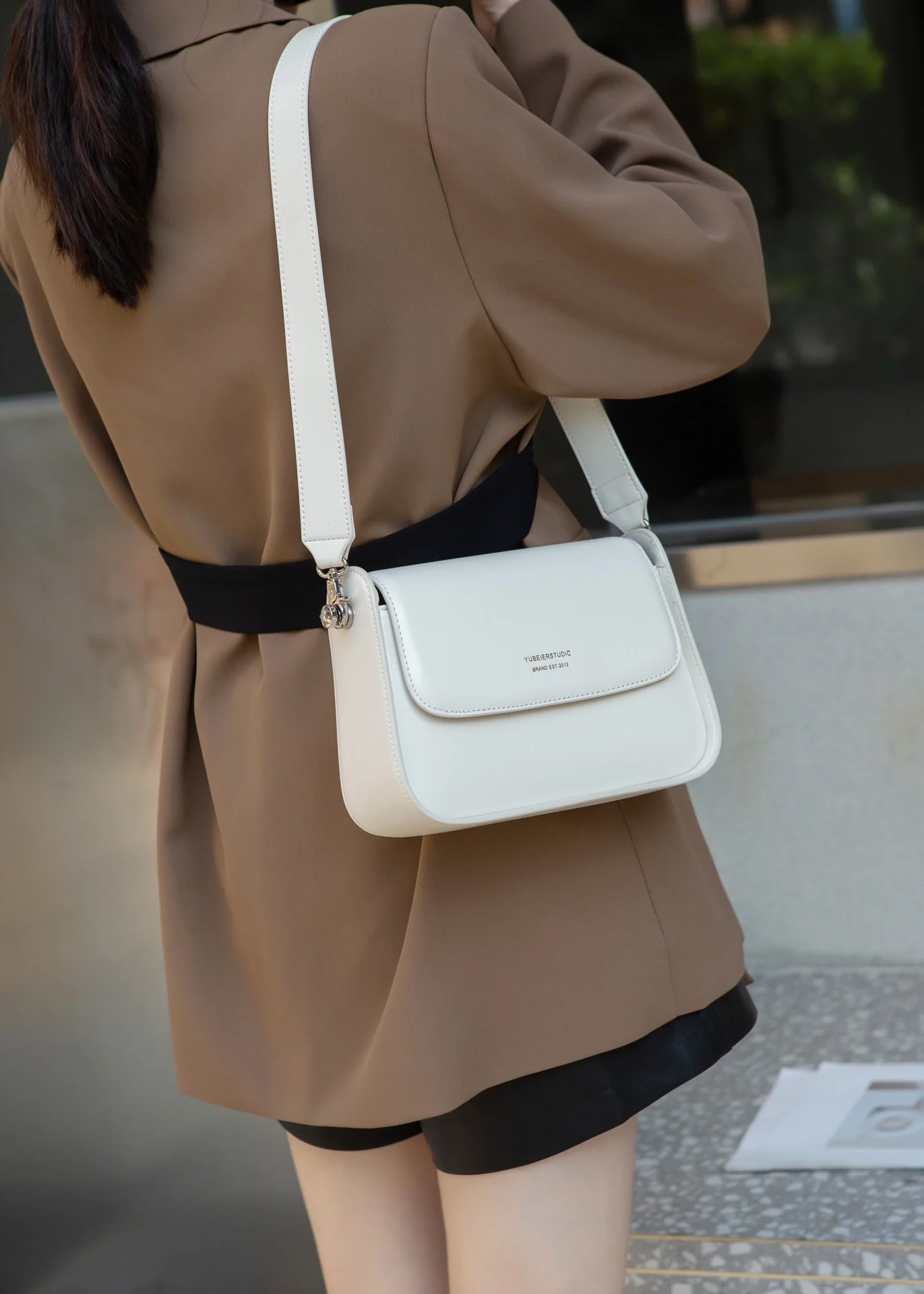 Handmade- High Quality Cowhide Small Leather Bag - Image 10
