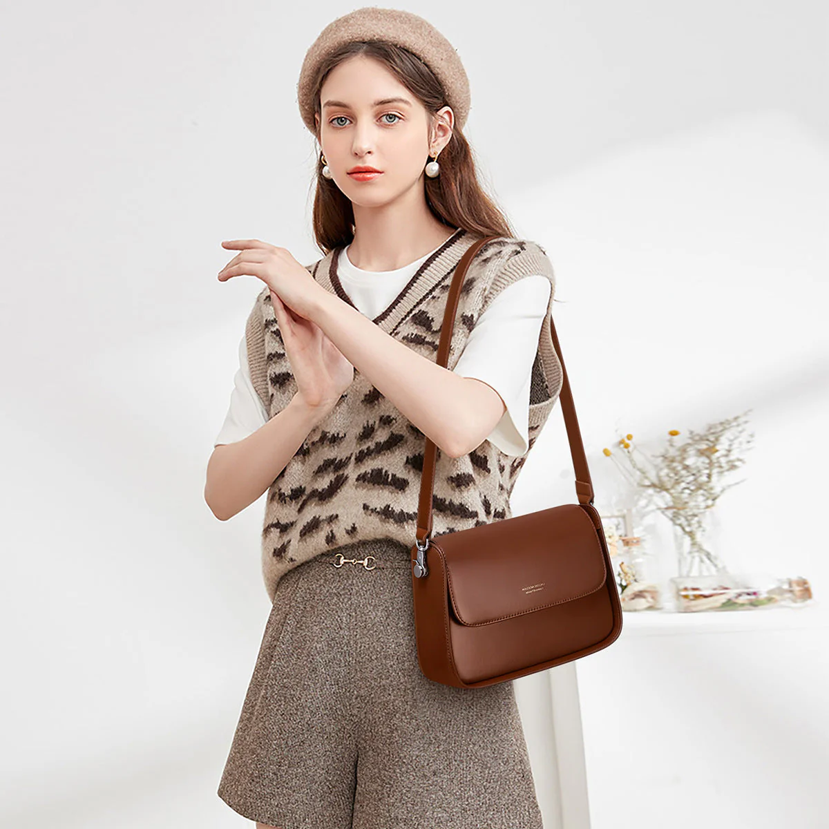 Handmade- High Quality Cowhide Small Leather Bag - Image 2